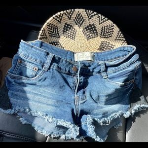 TRUE GYPSY Juniors Denim Shorties